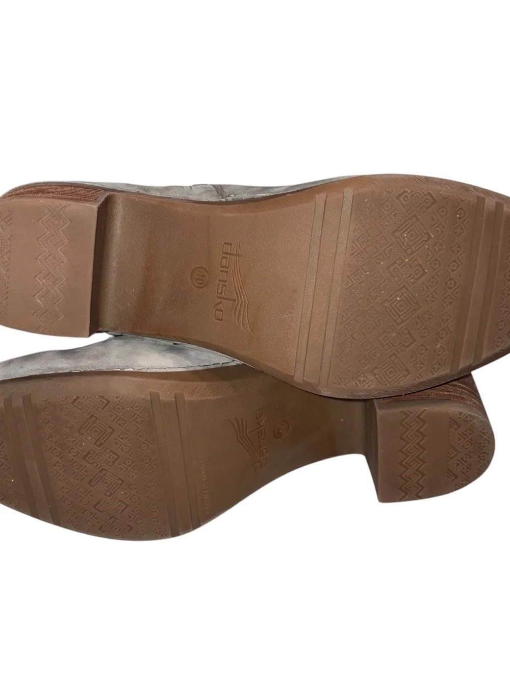 Dansko Gray Nubuck Leather Hartley Booties Boots Shoes size 40